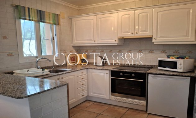 Resale - Villa -
Benitachell - Benitachell Centro