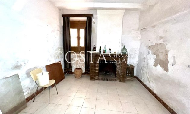 Resale - House -
Pinoso - Pinoso Centro