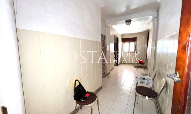 Resale - House -
Pinoso - Pinoso Centro