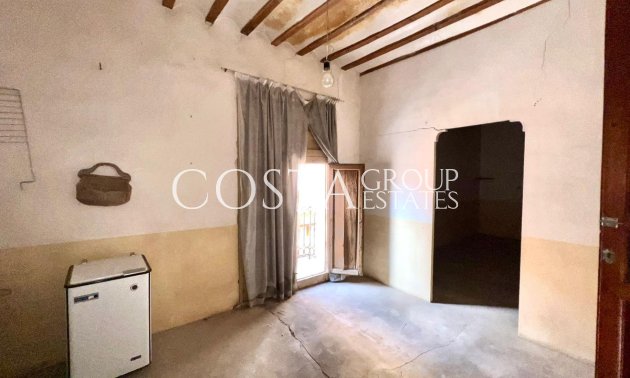 Resale - House -
Pinoso - Pinoso Centro