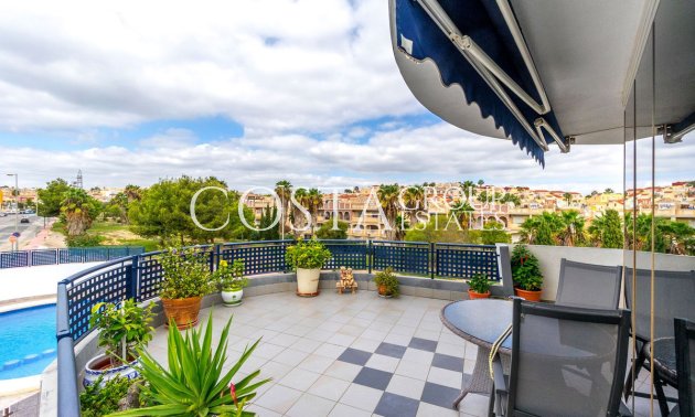 Resale - Apartments -
Orihuela - Villamartin