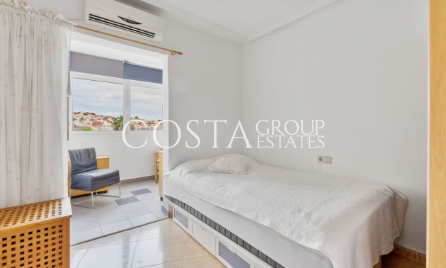 Resale - Apartments -
Orihuela - Villamartin