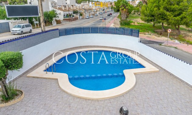 Resale - Apartments -
Orihuela - Villamartin