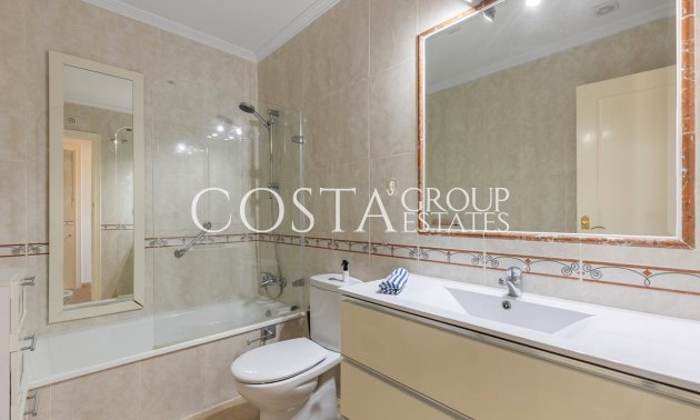 Resale - Apartments -
Orihuela - Villamartin