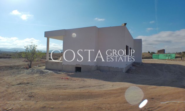 Resale - Villa -
Pinoso - Pinoso Centro