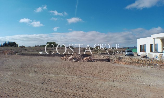 Resale - Villa -
Pinoso - Pinoso Centro