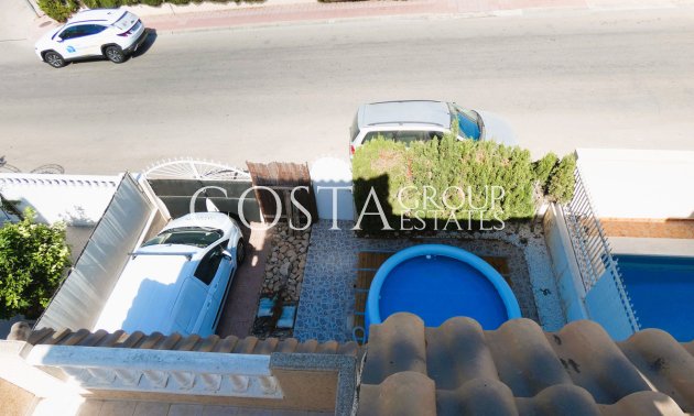 Resale - Villa -
Torrevieja - Torrevieja Centro