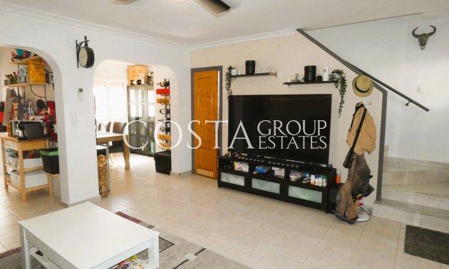 Resale - Villa -
Torrevieja - Torrevieja Centro