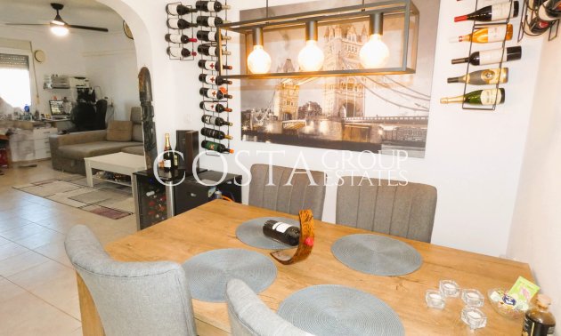 Resale - Villa -
Torrevieja - Torrevieja Centro