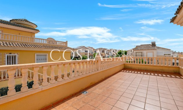 Resale - Villa -
Algorfa - Algorfa Centro