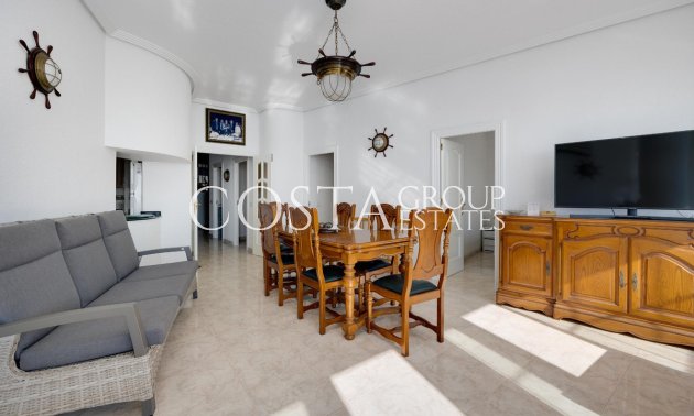 Resale - Apartments -
Torrevieja - Torrevieja Centro