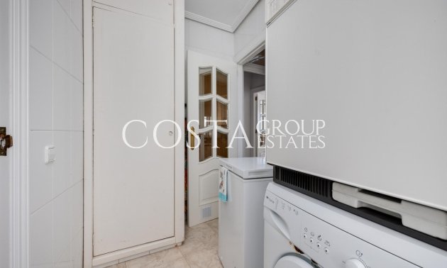 Resale - Apartments -
Torrevieja - Torrevieja Centro