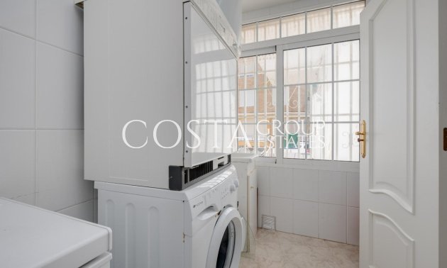 Resale - Apartments -
Torrevieja - Torrevieja Centro