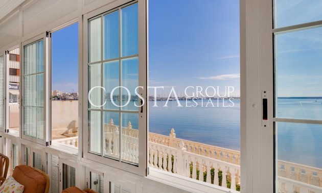 Resale - Apartments -
Torrevieja - Torrevieja Centro