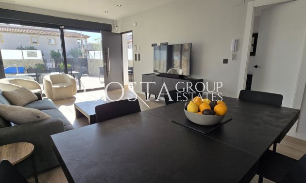 Resale - Villa -
Orihuela - Punta Prima