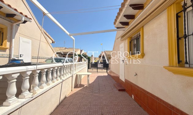 Resale - House -
Orihuela - Cabo Roig