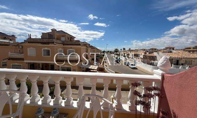 Resale - House -
Orihuela - Cabo Roig