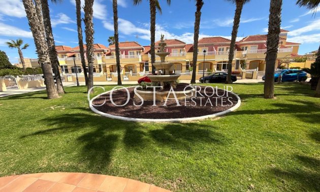 Resale - House -
Orihuela - Cabo Roig