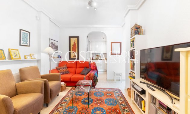 Resale - Apartments -
Torrevieja - Torrevieja Centro