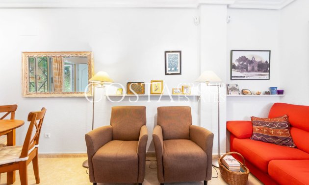 Resale - Apartments -
Torrevieja - Torrevieja Centro