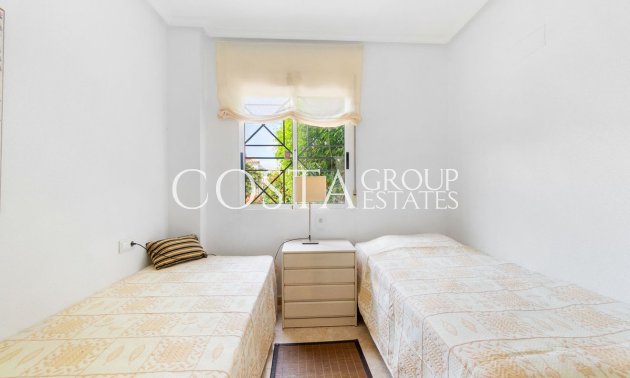 Resale - Apartments -
Torrevieja - Torrevieja Centro