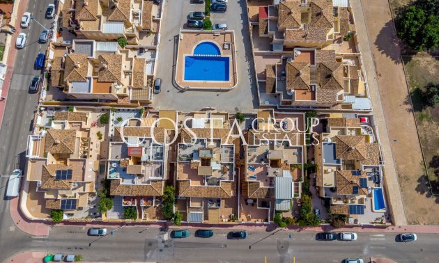 Resale - Apartments -
Torrevieja - Torrevieja Centro