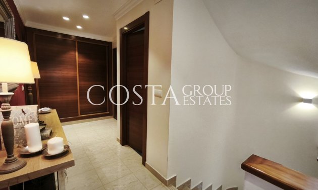 Resale - Villa -
Alicante - Alicante Centro