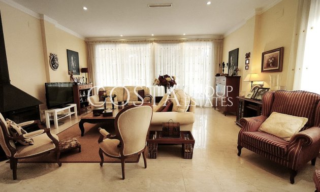 Resale - Villa -
Alicante - Alicante Centro