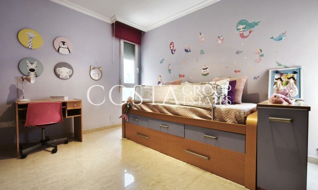 Resale - Villa -
Alicante - Alicante Centro