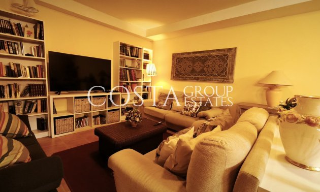 Resale - Villa -
Alicante - Alicante Centro