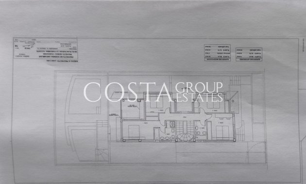 Resale - Villa -
Alicante - Alicante Centro