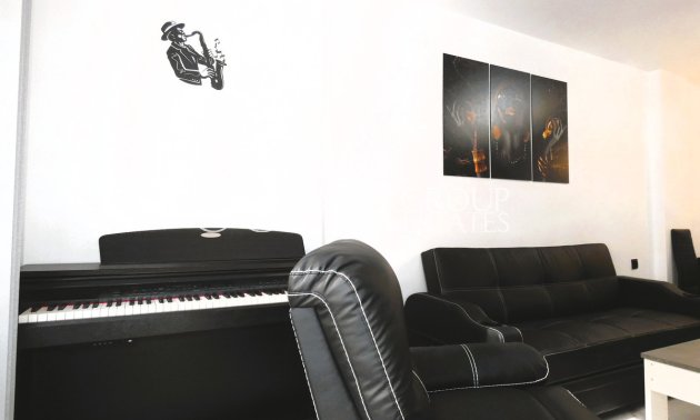 Revente - Apartments -
Torrevieja - Torrevieja Centro