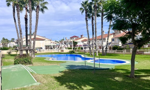 Resale - Apartments -
Orihuela - La Zenia