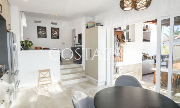 Resale - Villa -
Rojales - Ciudad Quesada