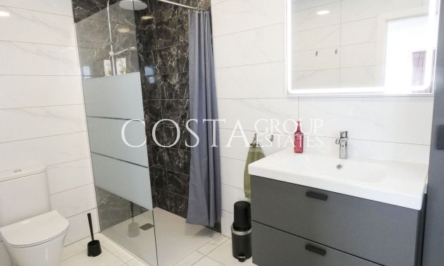 Resale - Villa -
Rojales - Ciudad Quesada