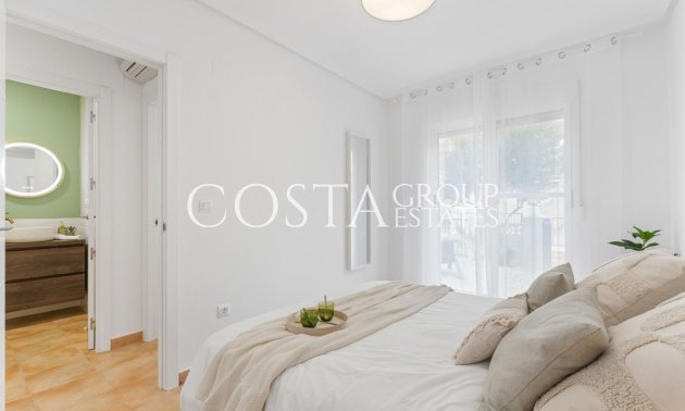 Revente - Maison -
Orihuela - Villamartin