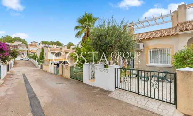 Revente - Maison -
Orihuela - Villamartin