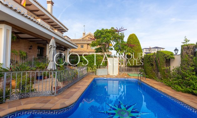 Resale - Villa -
Torrevieja - La Veleta