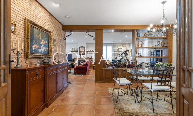 Resale - Villa -
Torrevieja - La Veleta