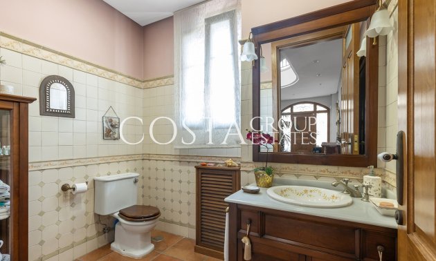 Resale - Villa -
Torrevieja - La Veleta