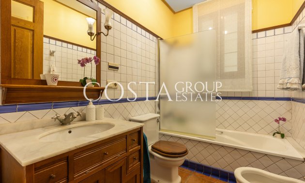 Resale - Villa -
Torrevieja - La Veleta