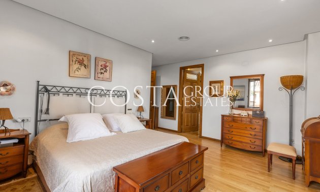 Resale - Villa -
Torrevieja - La Veleta