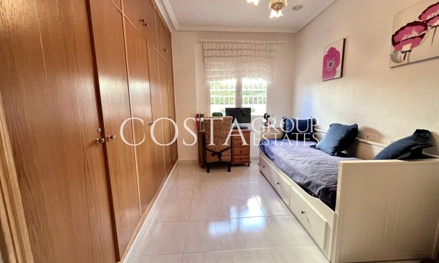 Resale - Villa -
Orihuela - La Zenia