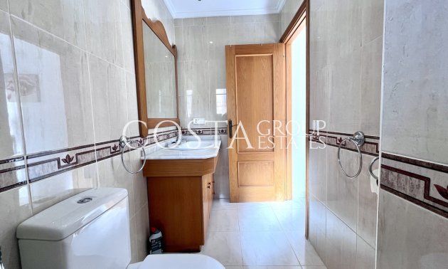 Resale - Villa -
Orihuela - La Zenia