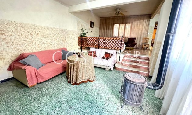Resale - House -
Pinoso - Pinoso Centro