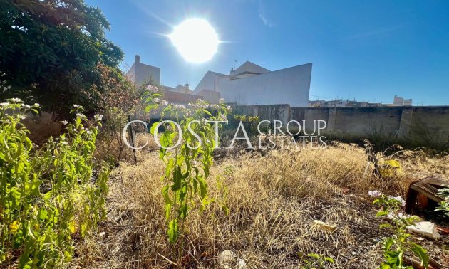 Resale - House -
Pinoso - Pinoso Centro