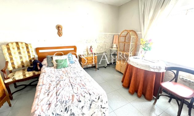 Resale - House -
Pinoso - Pinoso Centro