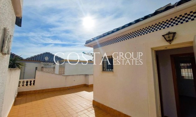 Resale - House -
Orihuela - Los Altos