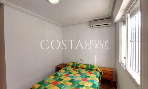 Resale - House -
Orihuela - Los Altos