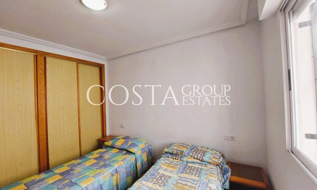 Resale - House -
Orihuela - Los Altos
